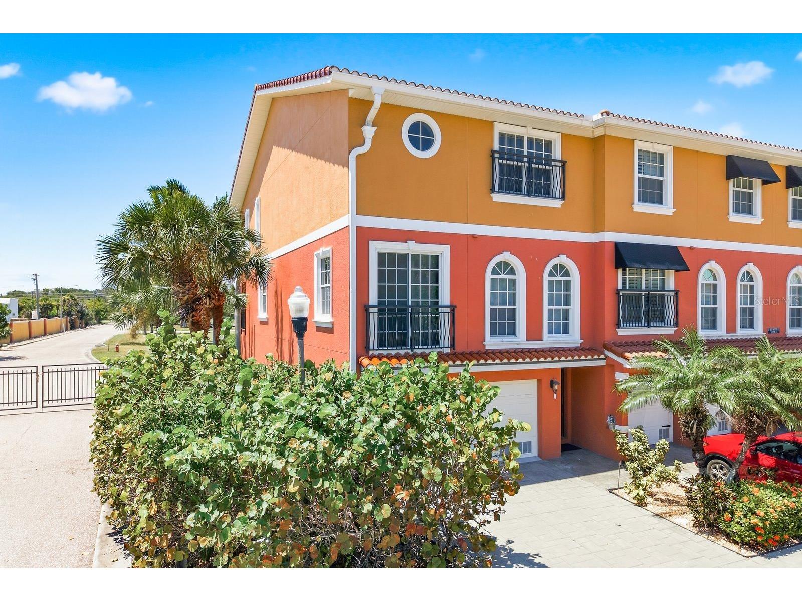 47 W Morgan Street Tarpon Springs FL 34689 TB8517702 image1