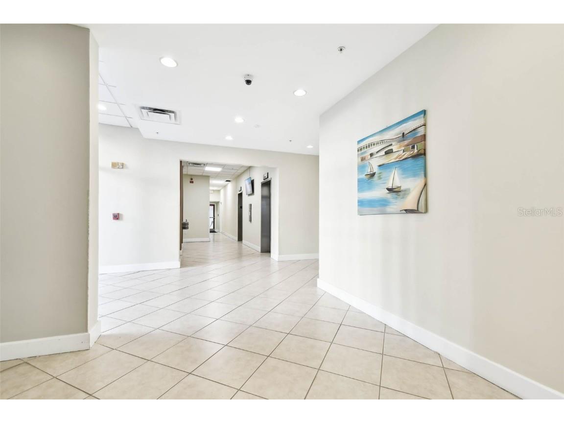 470 3rd Street S #405 Saint Petersburg FL 33701 TB8332216 image35