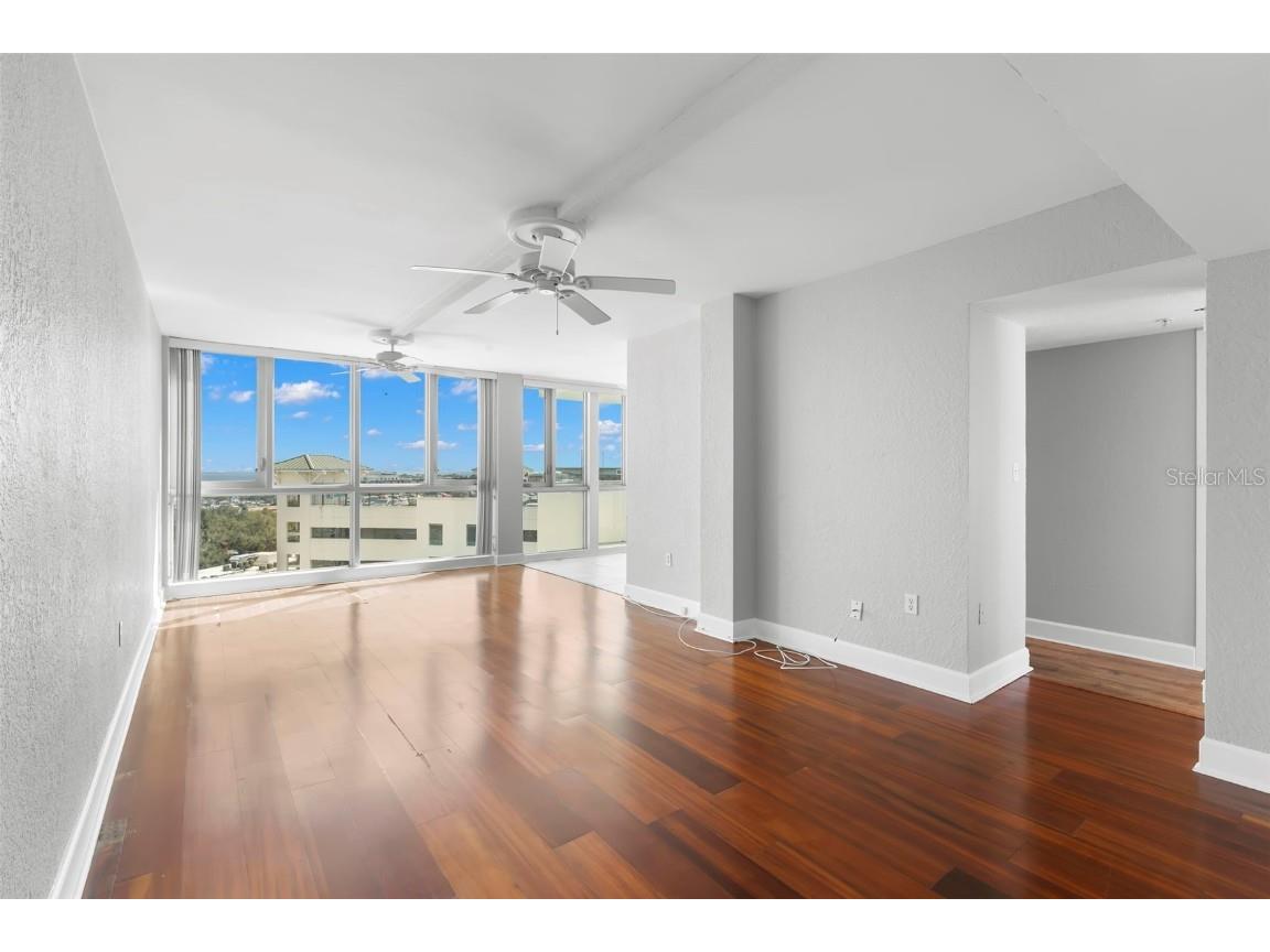 470 3rd Street S #921 Saint Petersburg FL 33701 TB8447987 image2