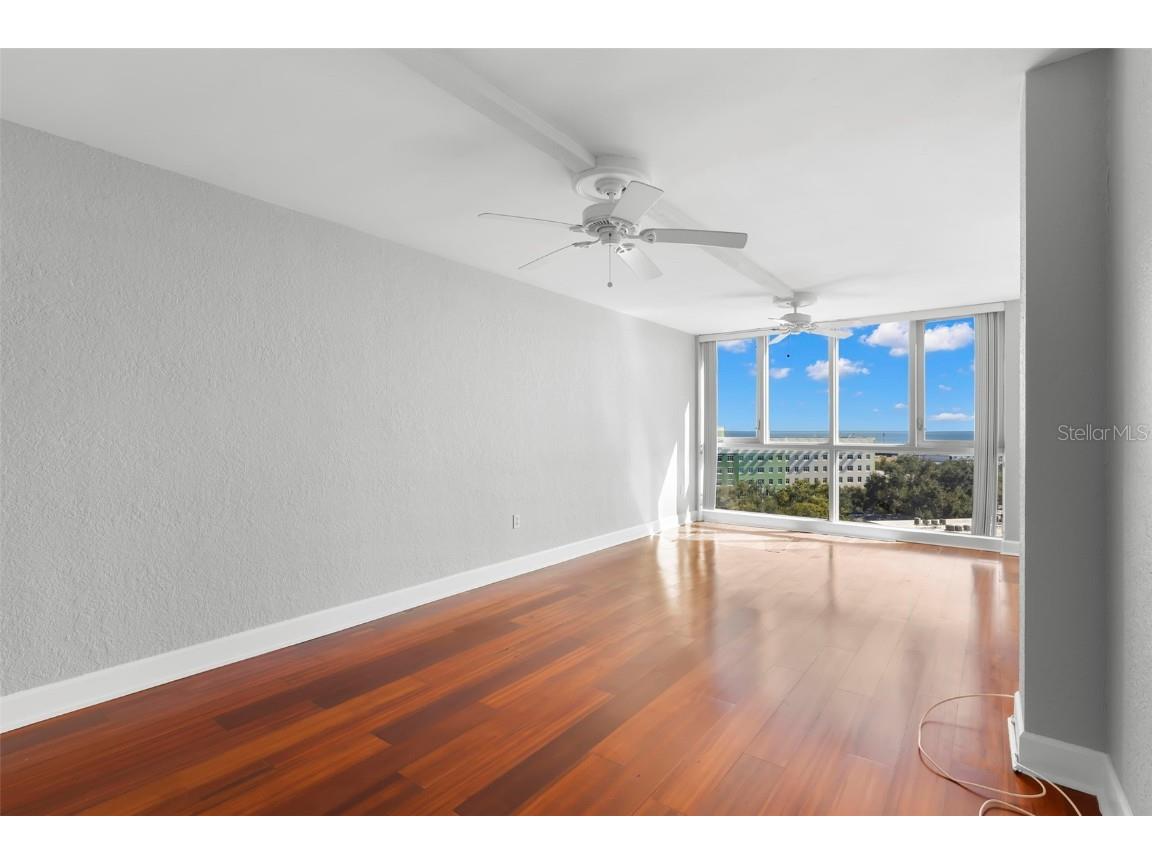 470 3rd Street S #921 Saint Petersburg FL 33701 TB8447987 image4