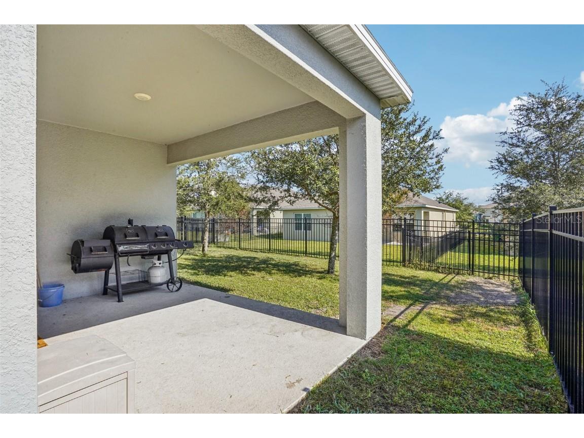 470 Liu Lane Deland FL 32724 V4945967 image32