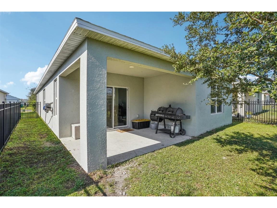 470 Liu Lane Deland FL 32724 V4945967 image33