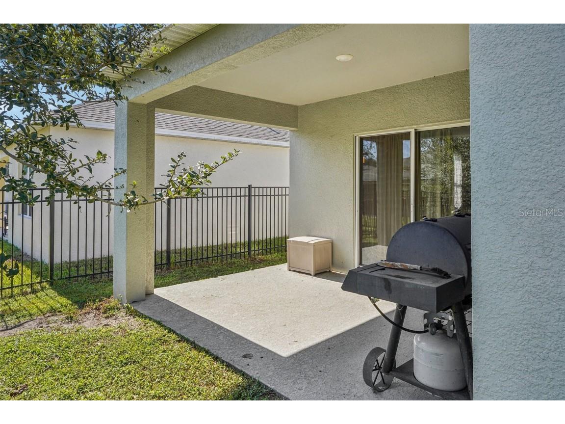 470 Liu Lane Deland FL 32724 V4945967 image37
