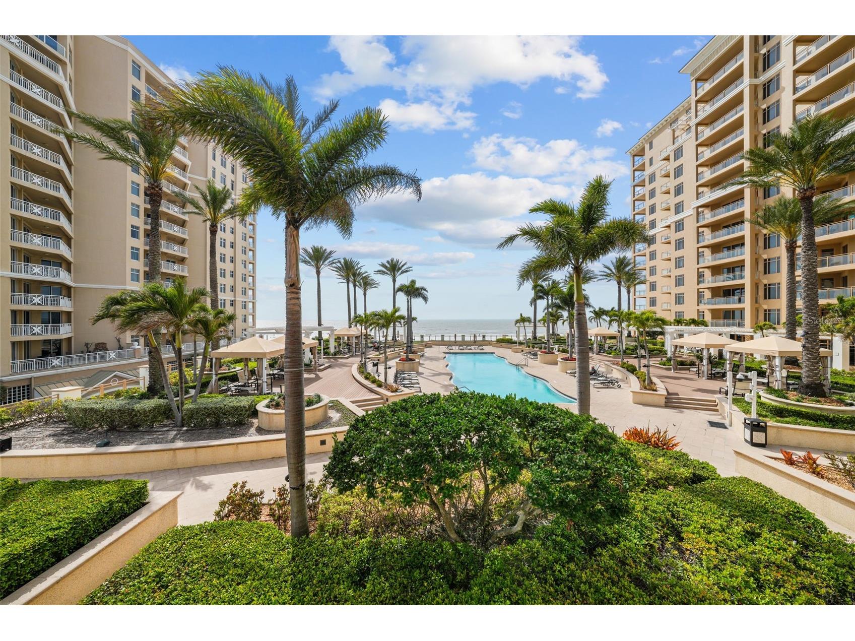 470 Mandalay Avenue #403 Clearwater Beach FL 33767 TB8493453 image1