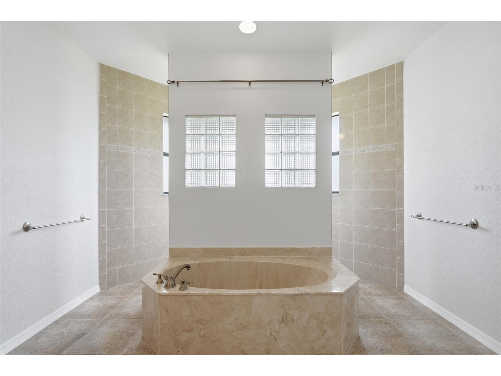 470 Spring Lake Boulevard NW Port Charlotte FL 33952 - LITTLE ALLIGATOR CREEK C7528699 image24