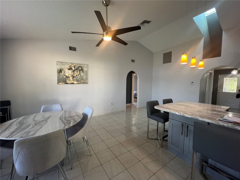 470 Strasburg Drive Port Charlotte FL 33954 - ELKCAM WATERWAY C7517005 image16