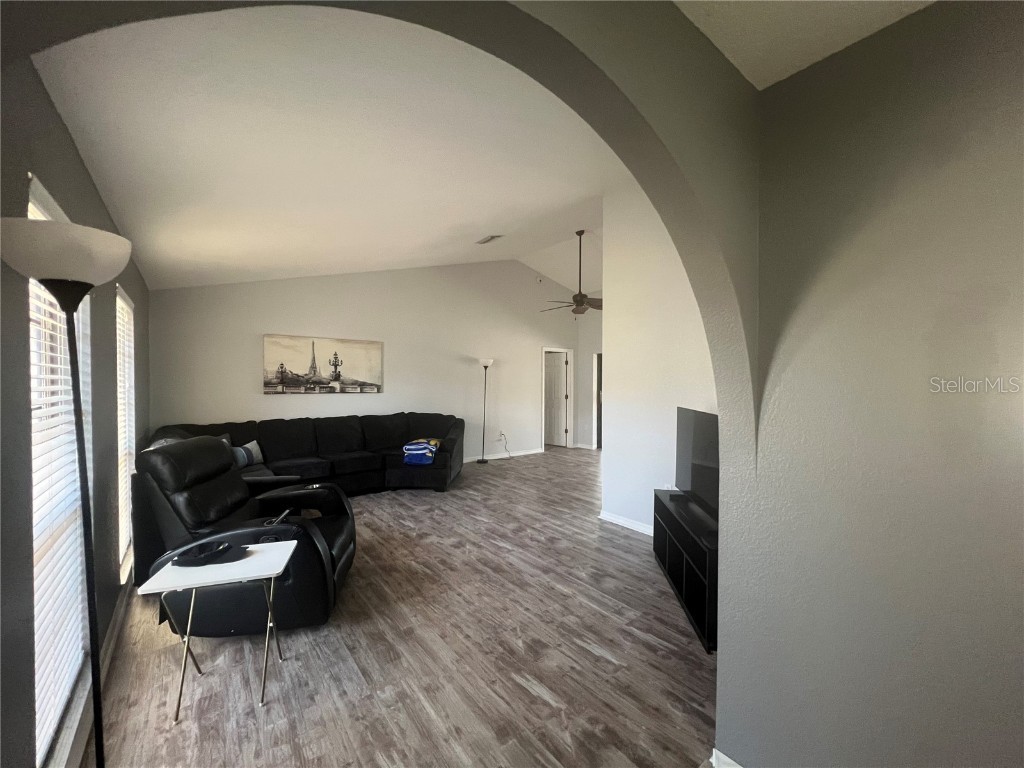 470 Strasburg Drive Port Charlotte FL 33954 - ELKCAM WATERWAY C7517005 image4