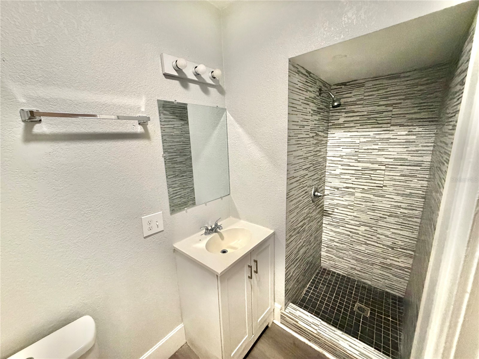 4700 10th Avenue S Saint Petersburg FL 33711 TB8513315 image7