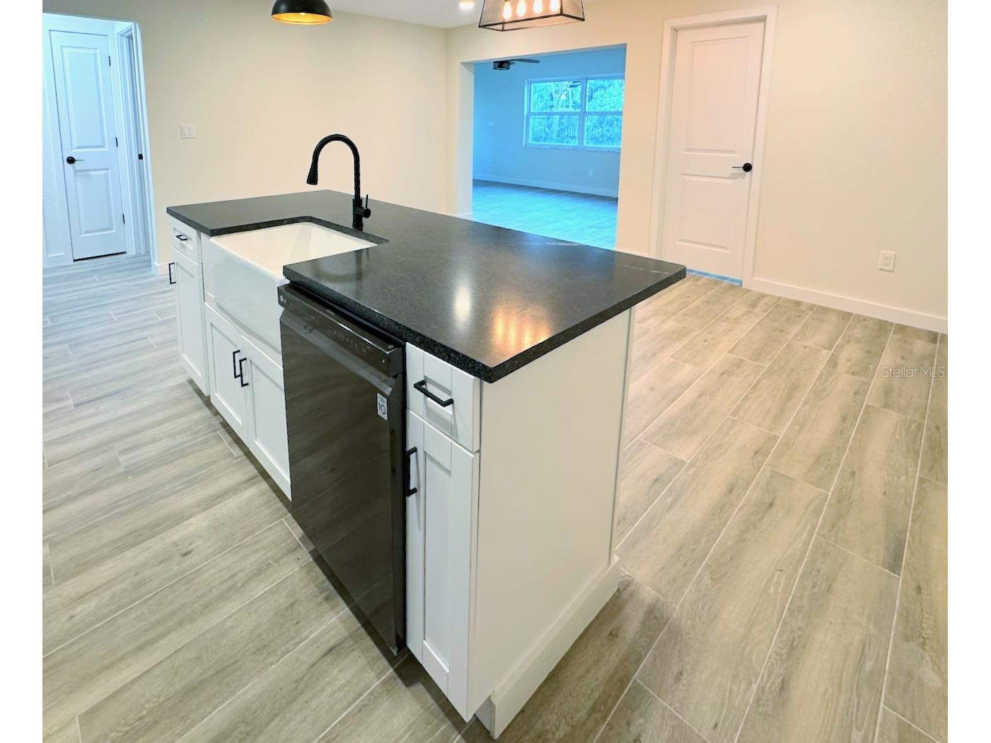 4700 Chancellor Street NE Saint Petersburg FL 33703 TB8450844 image10