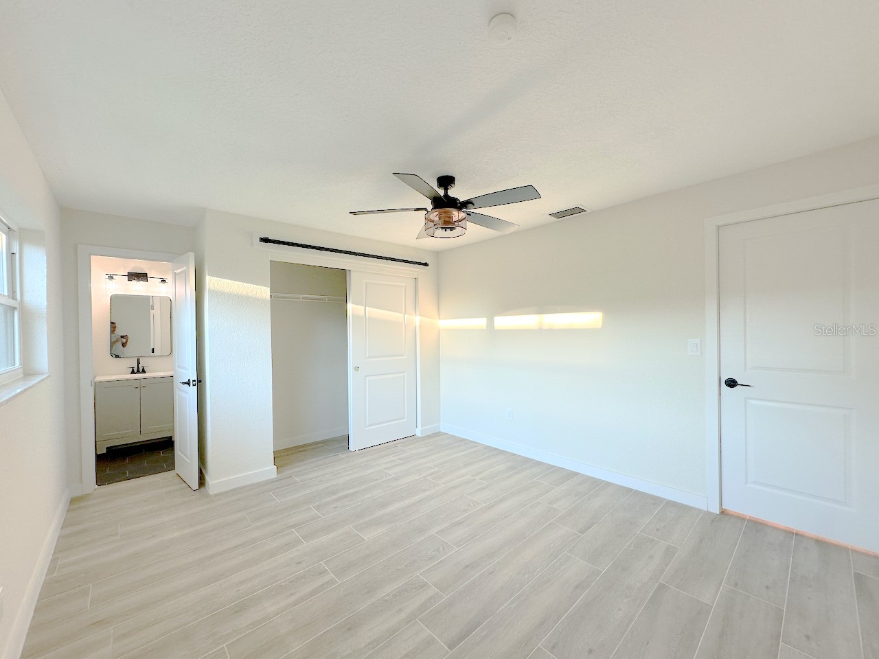 4700 Chancellor Street NE Saint Petersburg FL 33703 TB8450844 image15