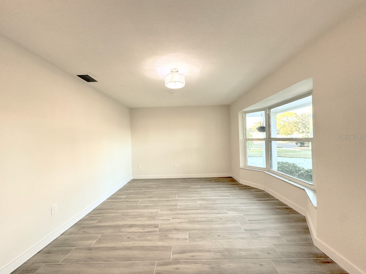 4700 Chancellor Street NE Saint Petersburg FL 33703 TB8450844 image3