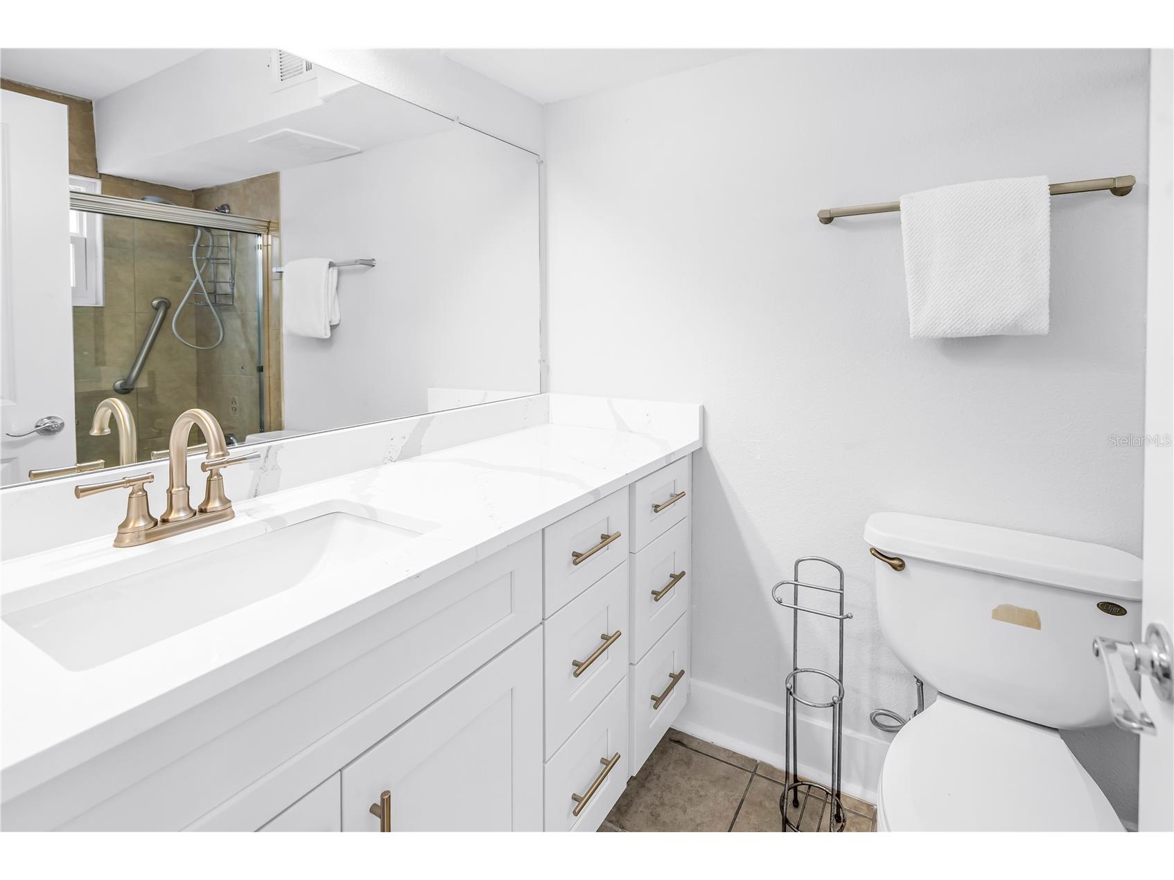 4700 Cove Circle #103 Saint Petersburg FL 33708 TB8493191 image24