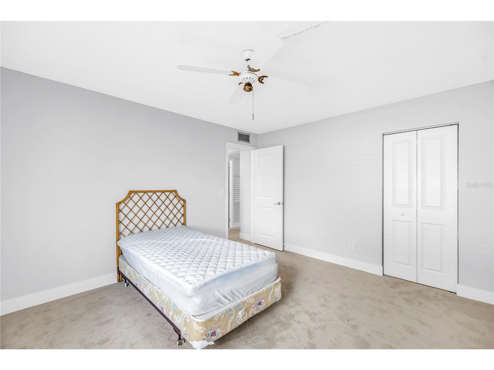 4700 Cove Circle #103 Saint Petersburg FL 33708 TB8493191 image26