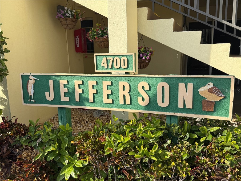 4700 Cove Circle #108 Madeira Beach FL 33708 TB8451315 image1