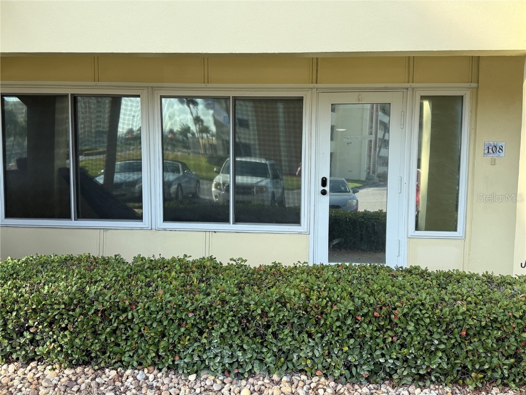 4700 Cove Circle #108 Madeira Beach FL 33708 TB8451315 image2