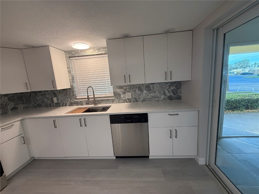 4700 Cove Circle #108 Madeira Beach FL 33708 TB8451315 image27