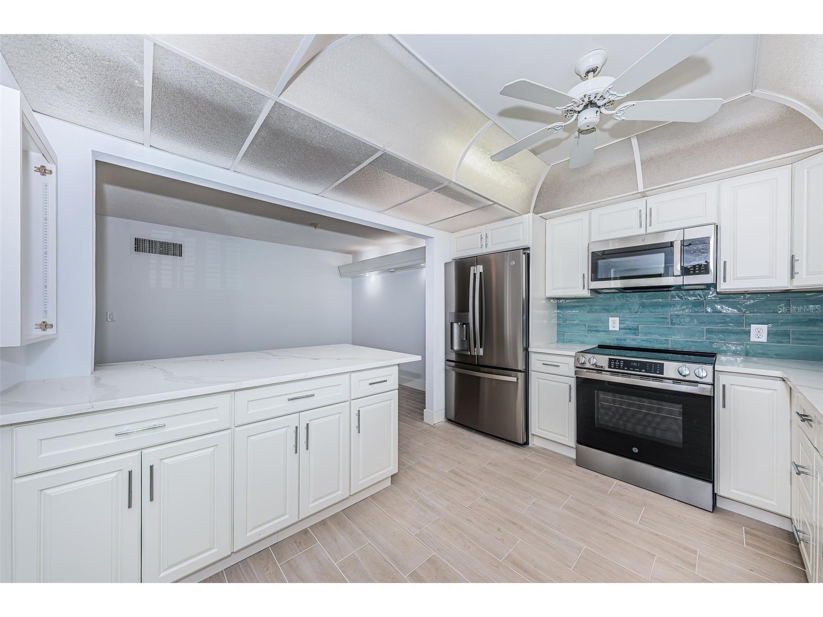 4700 Cove Circle #110 Saint Petersburg FL 33708 - BOCA CIEGA BAY TB8486463 image13