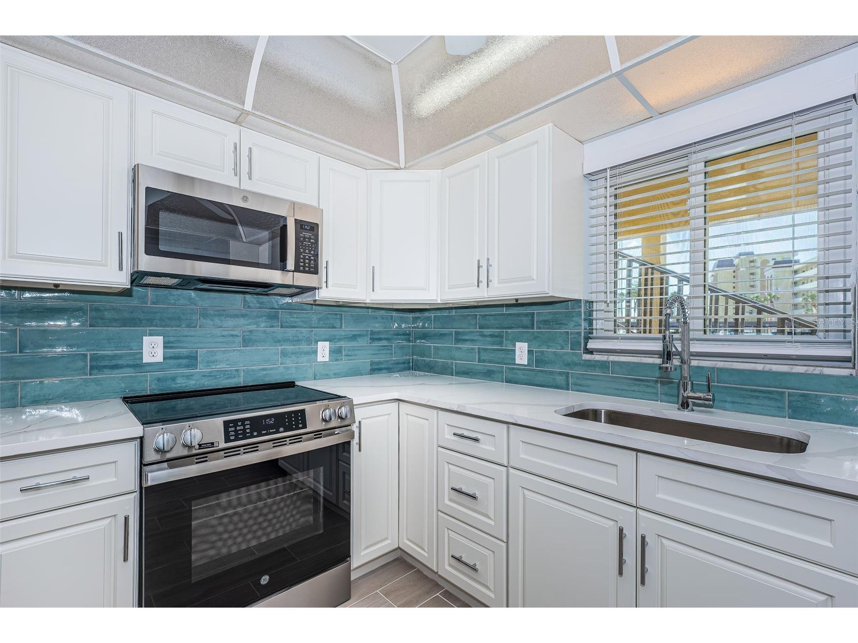 4700 Cove Circle #110 Saint Petersburg FL 33708 - BOCA CIEGA BAY TB8486463 image15