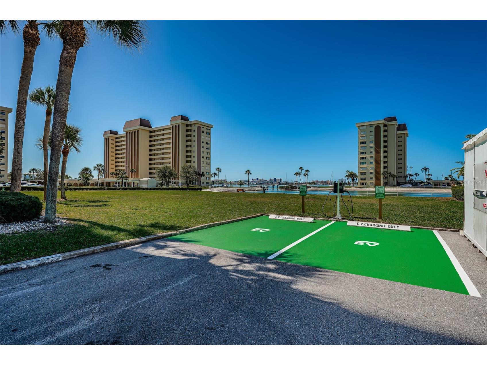4700 Cove Circle #110 Saint Petersburg FL 33708 - BOCA CIEGA BAY TB8486463 image44