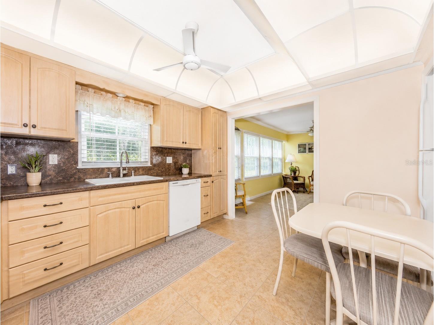 4700 Cove Circle #208 Saint Petersburg FL 33708 - BOCA CIEGA BAY TB8521066 image15