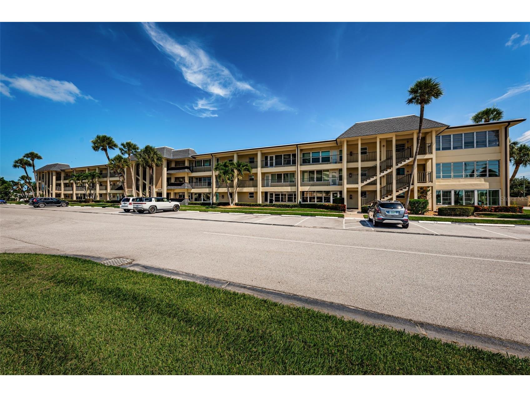 4700 Cove Circle #208 Saint Petersburg FL 33708 - BOCA CIEGA BAY TB8521066 image6