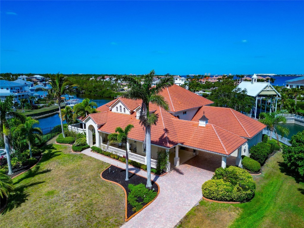 4700 Mainsail Drive Bradenton FL 34208 A4651303 image2