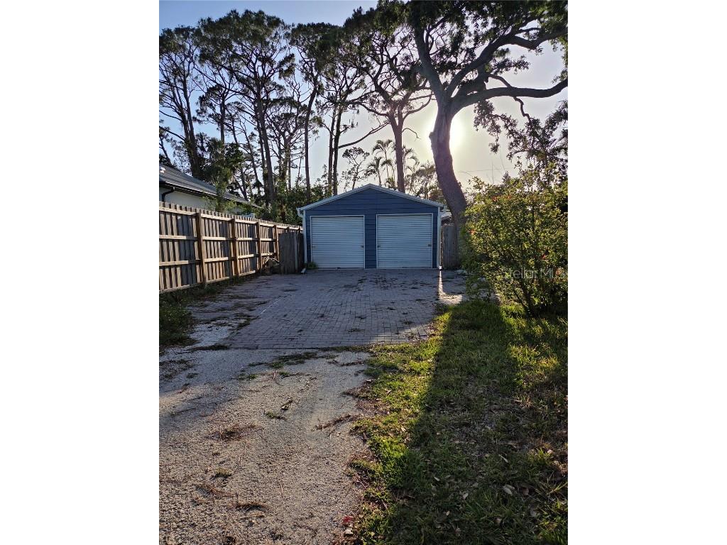 4700 Neptune Road Venice FL 34293 A4650475 image2