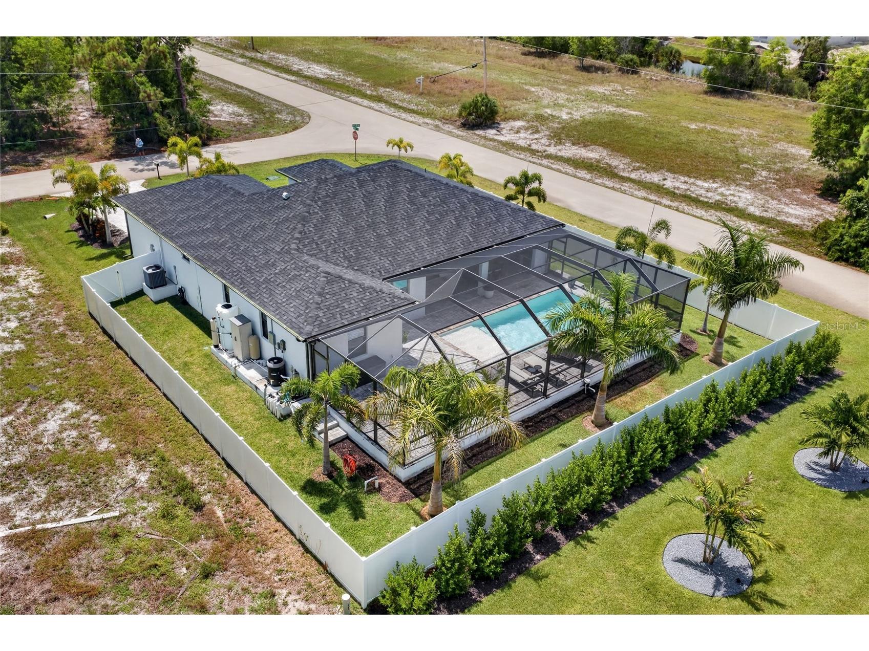 4700 NW 38th Avenue Cape Coral FL 33993 C7528132 image2