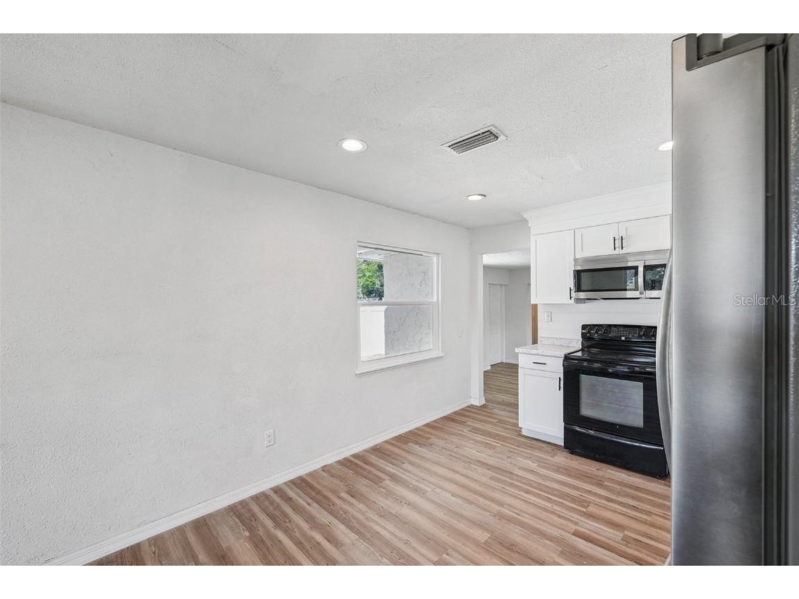 4701 14th Avenue S Saint Petersburg FL 33711 TB8367775 image10