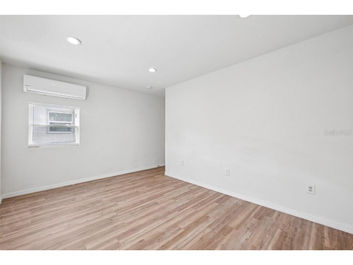 4701 14th Avenue S Saint Petersburg FL 33711 TB8367775 image21