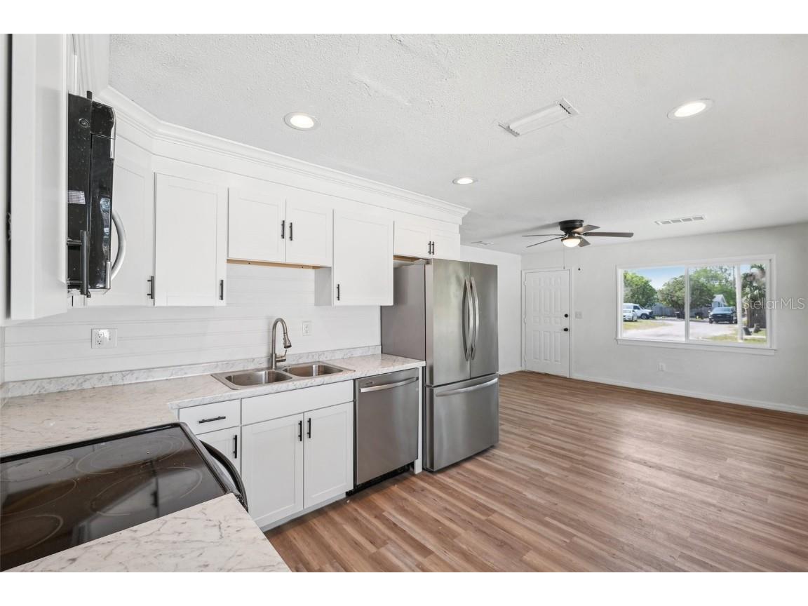 4701 14th Avenue S Saint Petersburg FL 33711 TB8367775 image4