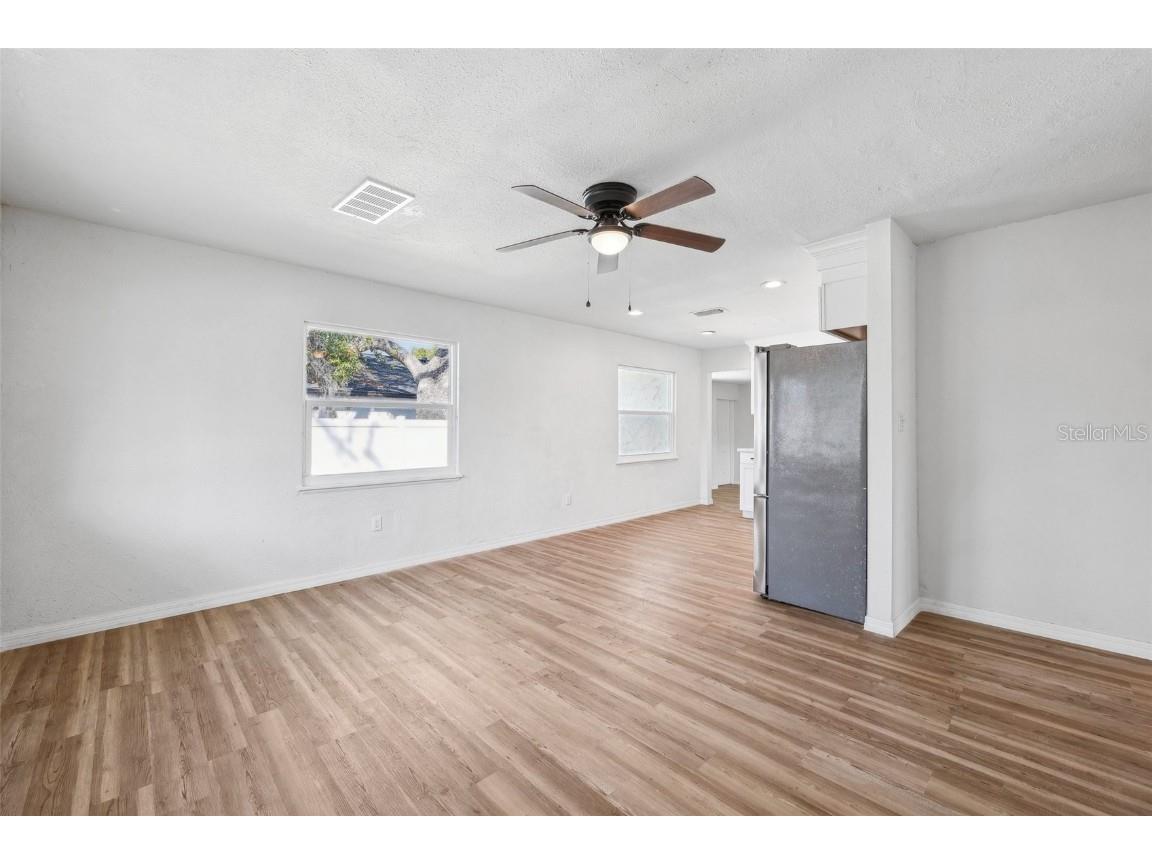 4701 14th Avenue S Saint Petersburg FL 33711 TB8367775 image7