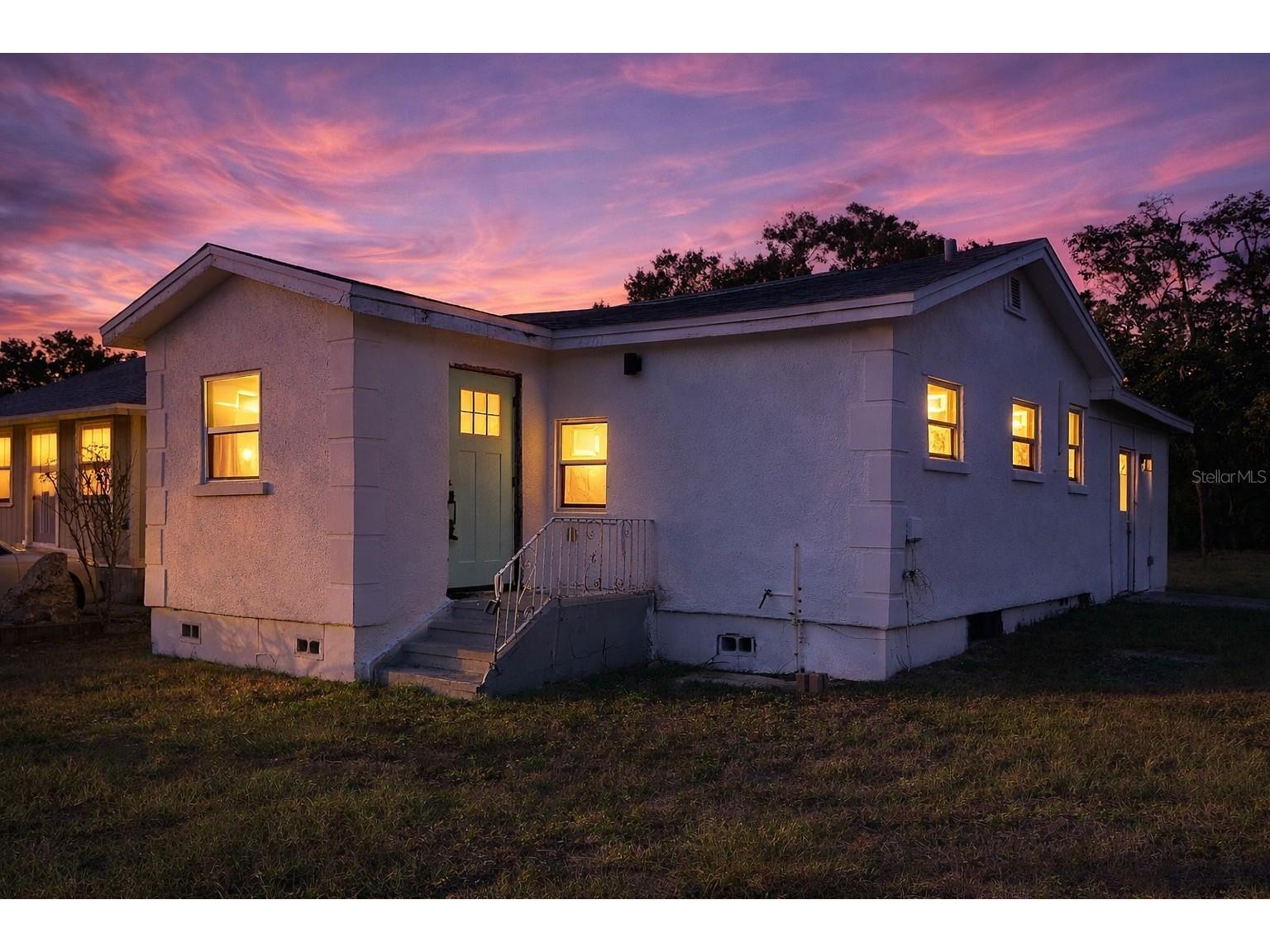 4701 17th Avenue S Saint Petersburg FL 33711 W7882271 image1