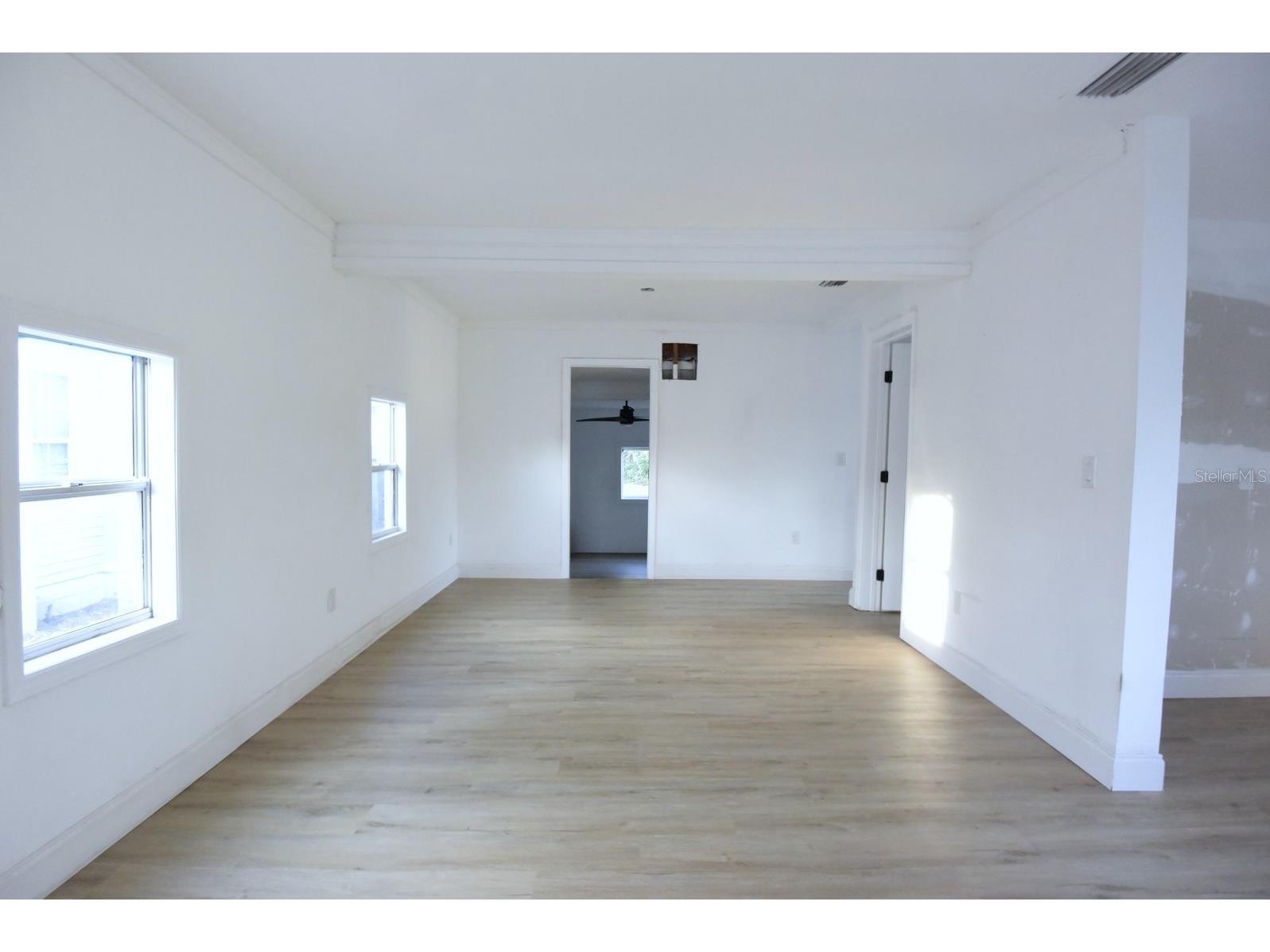 4701 17th Avenue S Saint Petersburg FL 33711 W7882271 image6