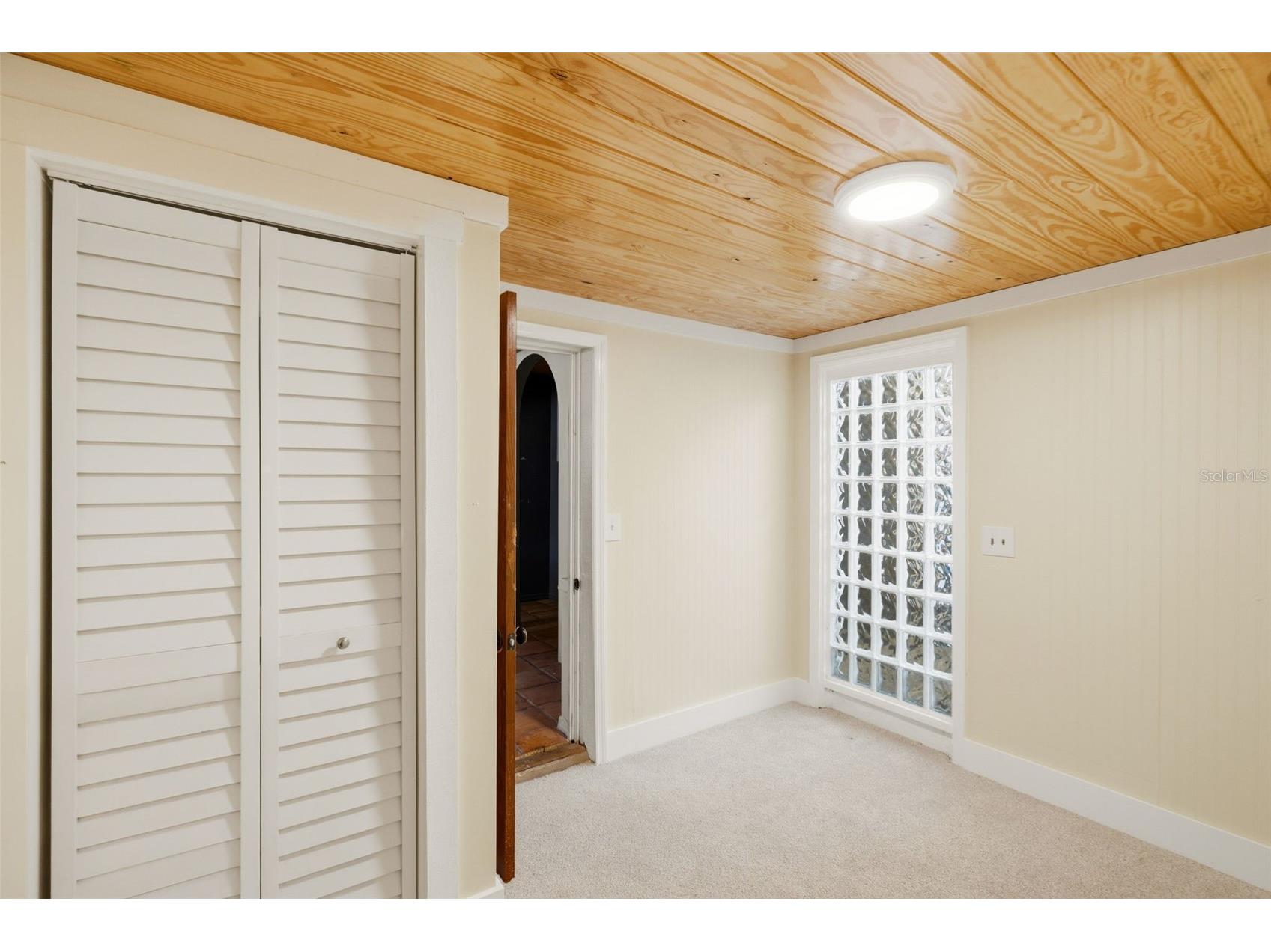 4701 3rd Avenue S Saint Petersburg FL 33711 TB8468636 image19