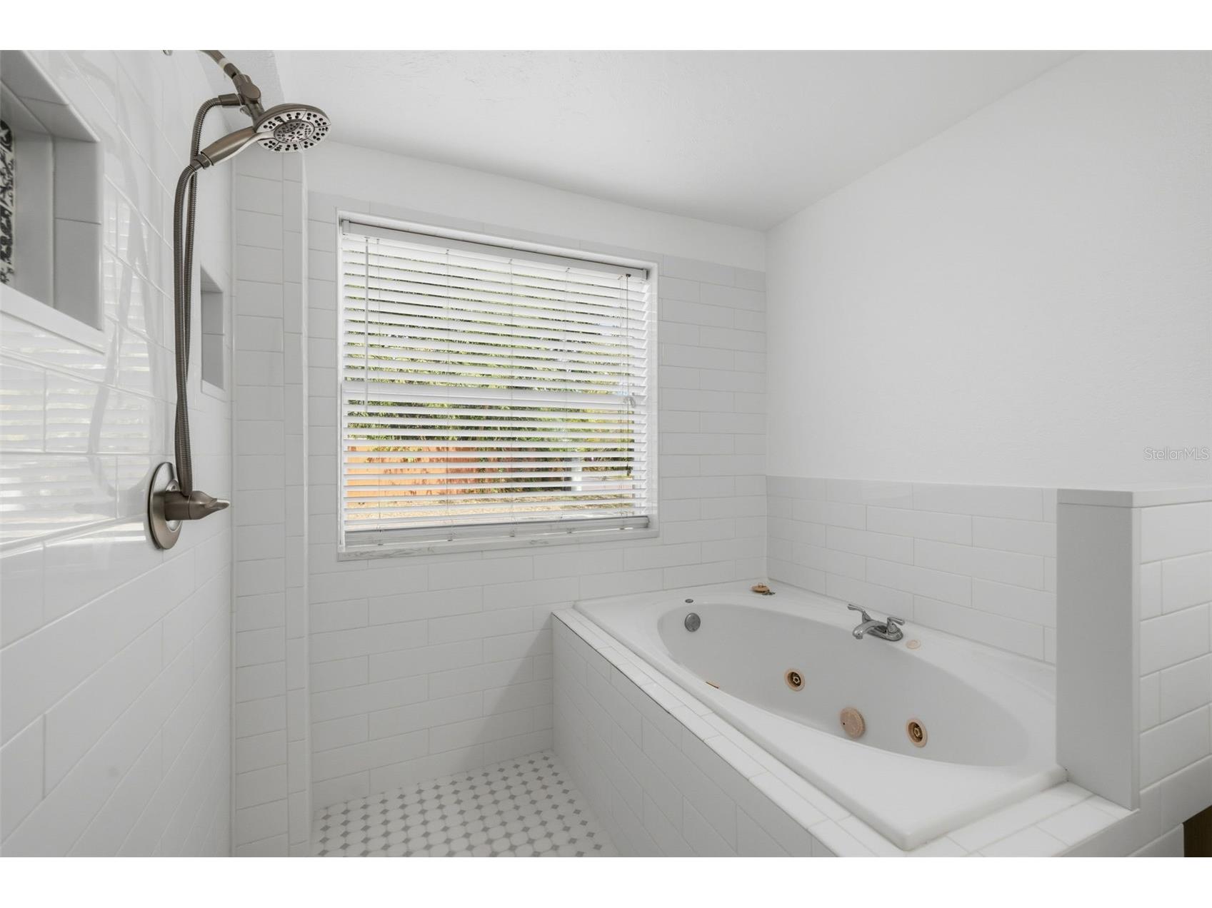 4701 3rd Avenue S Saint Petersburg FL 33711 TB8468636 image54