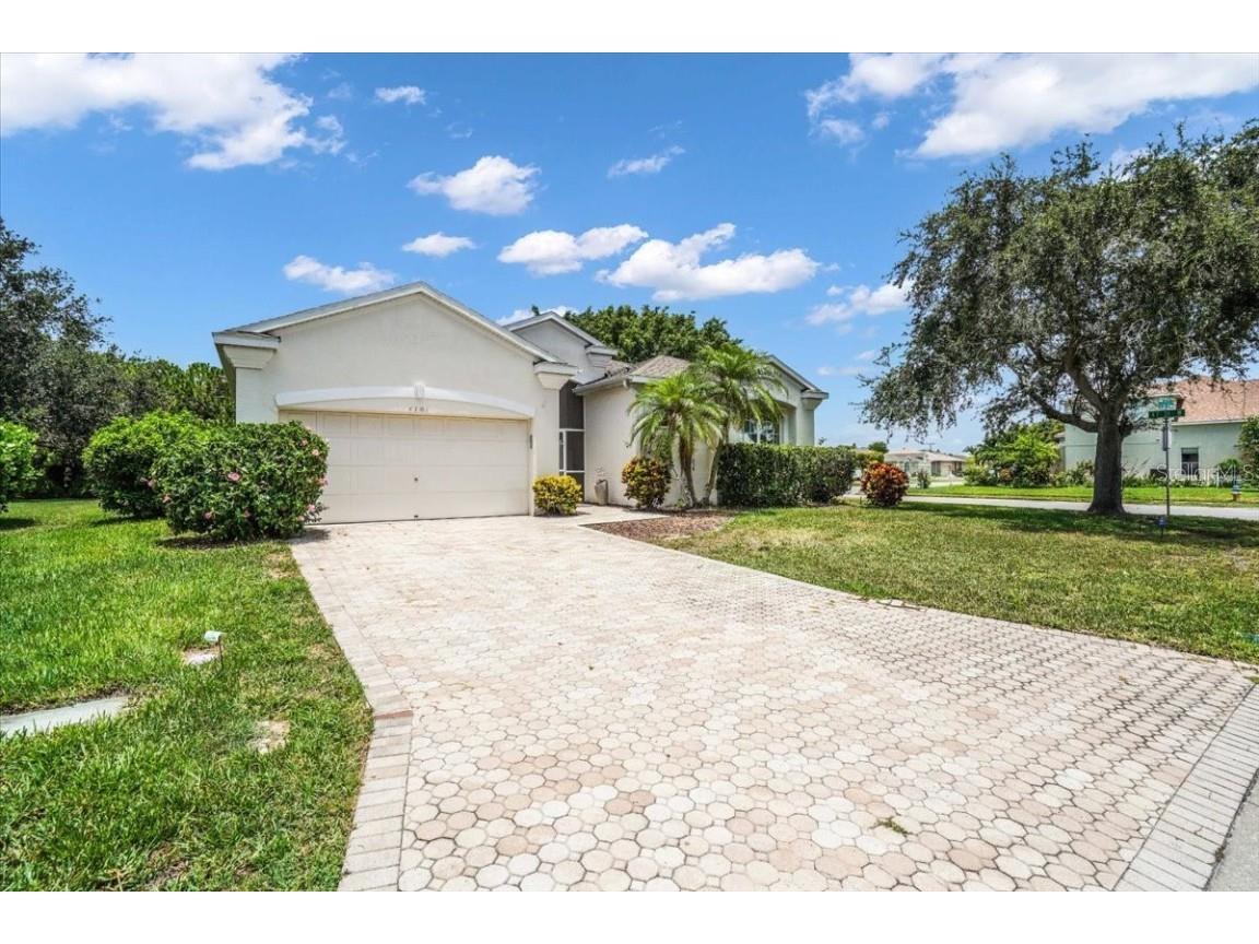 4701 50th Avenue W Bradenton FL 34210 A4668438 image2