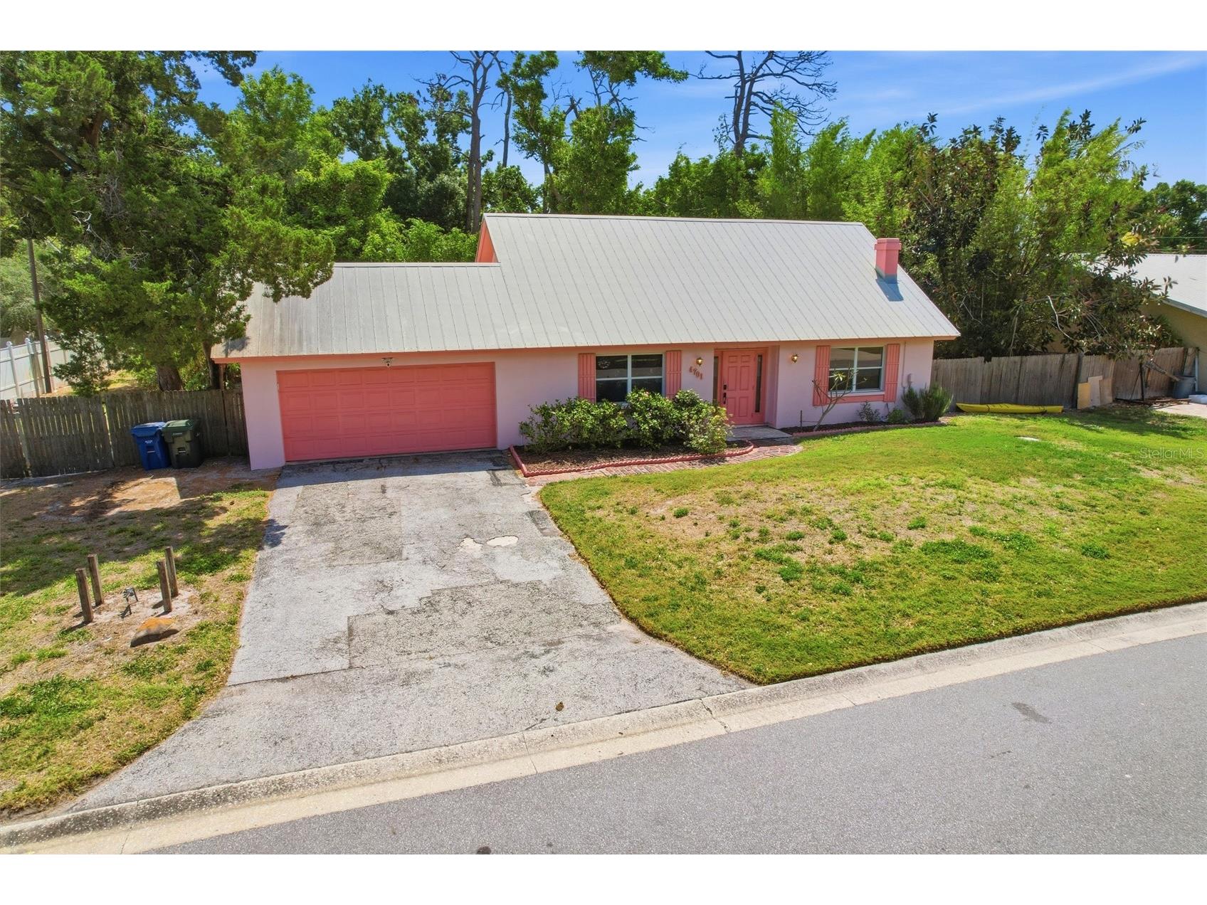4701 Atlantic Avenue Sarasota FL 34233 A4690001 image1