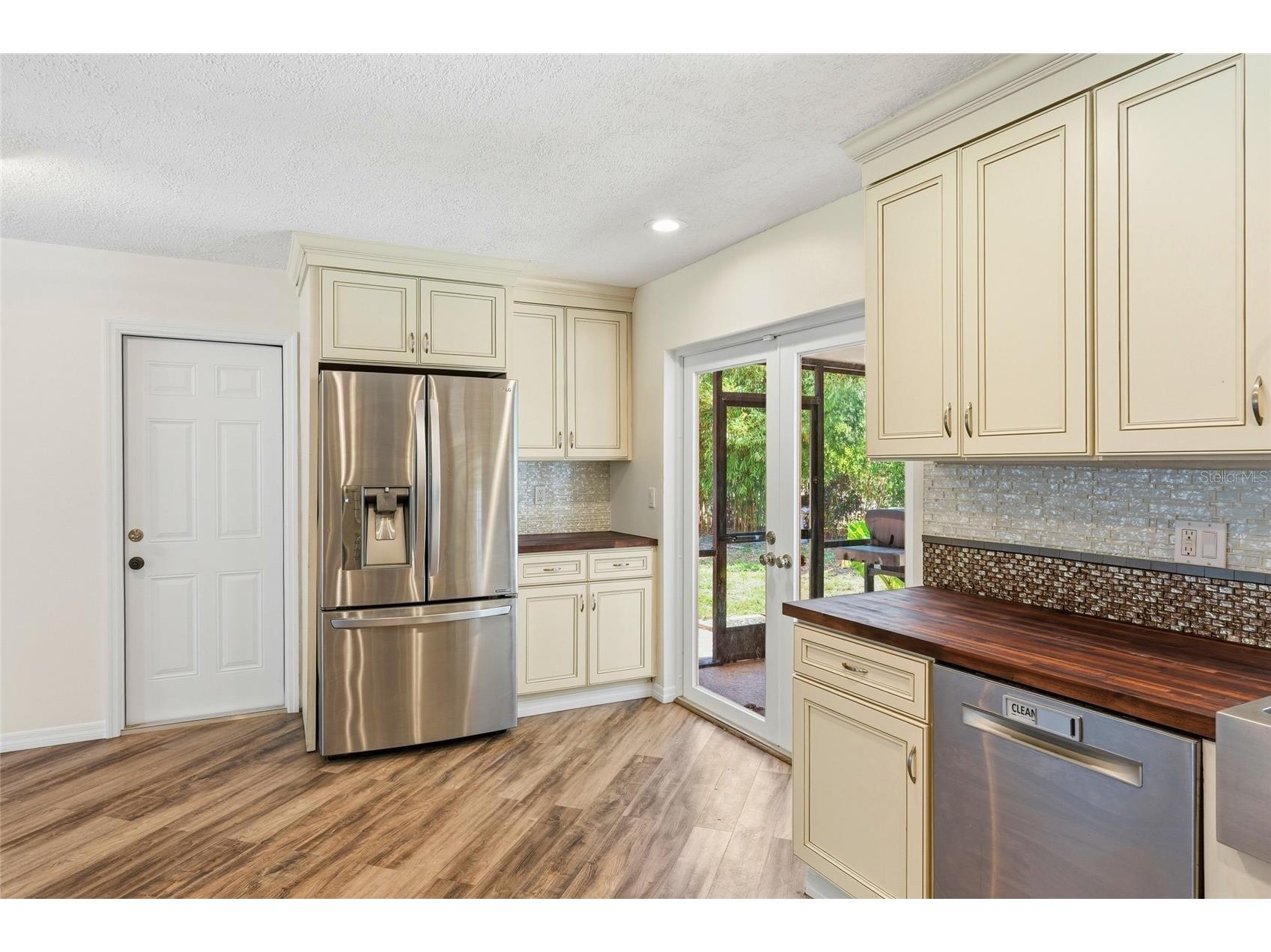 4701 Atlantic Avenue Sarasota FL 34233 A4690001 image15