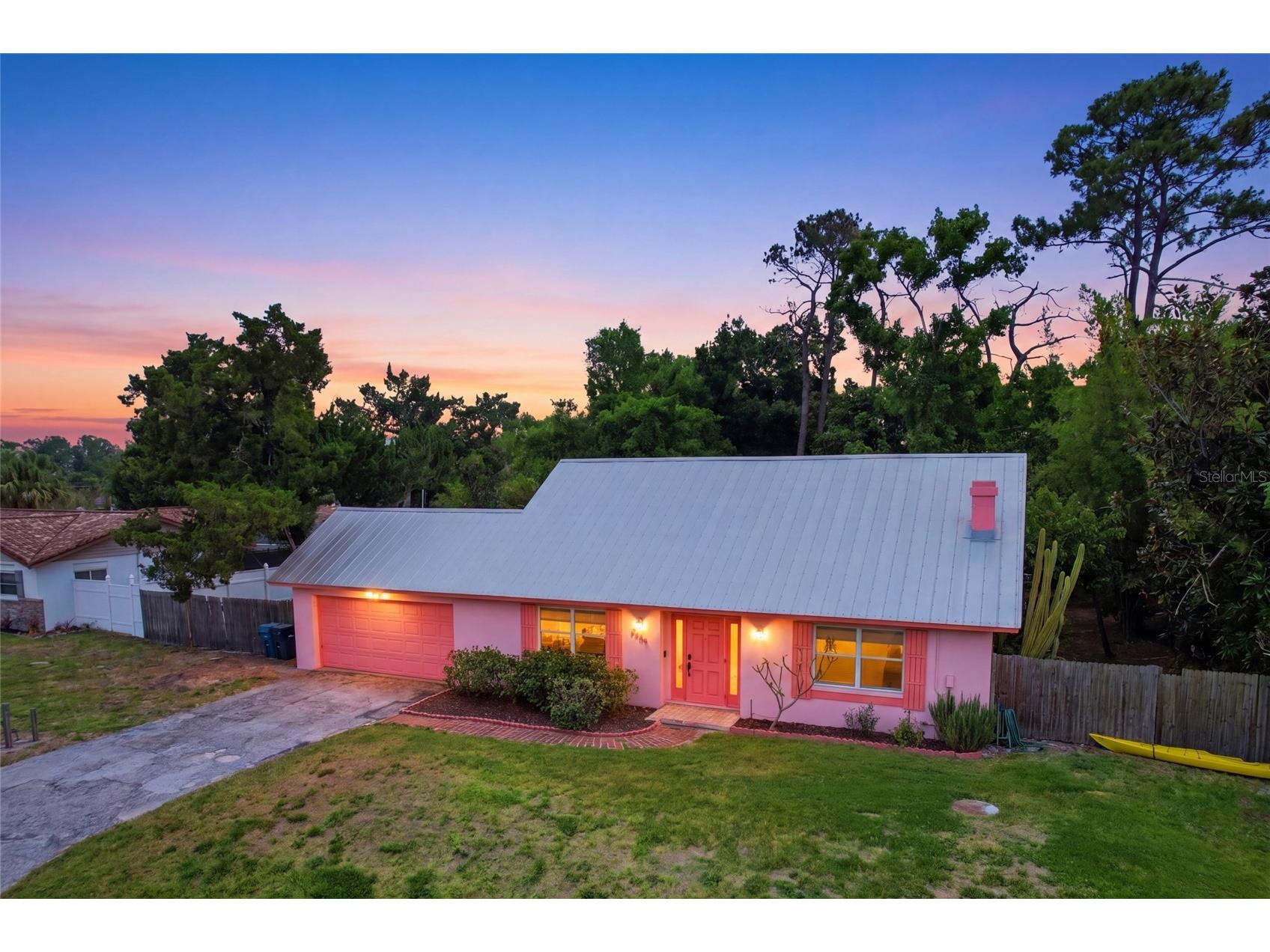 4701 Atlantic Avenue Sarasota FL 34233 A4690001 image2