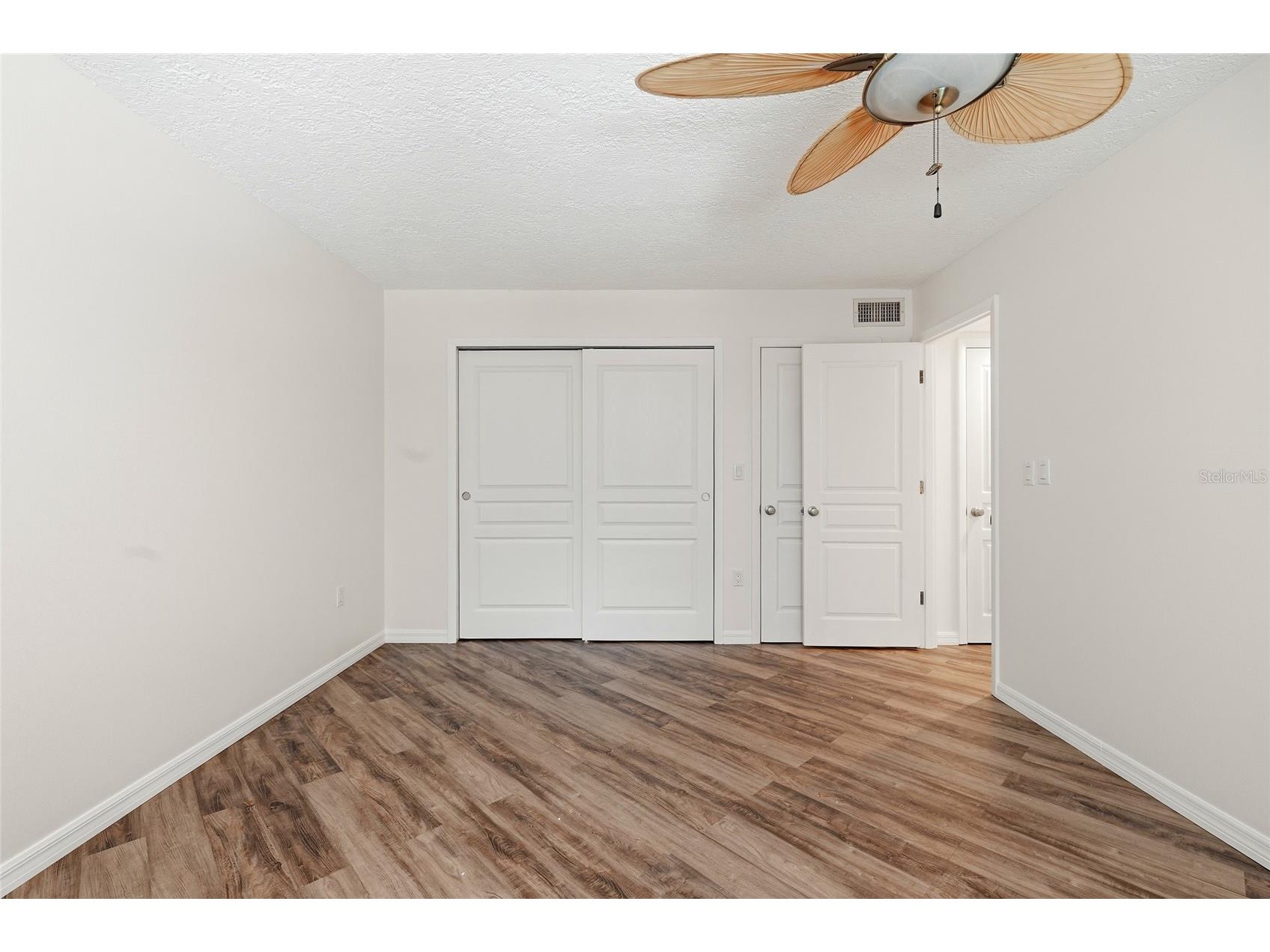 4701 Atlantic Avenue Sarasota FL 34233 A4690001 image24