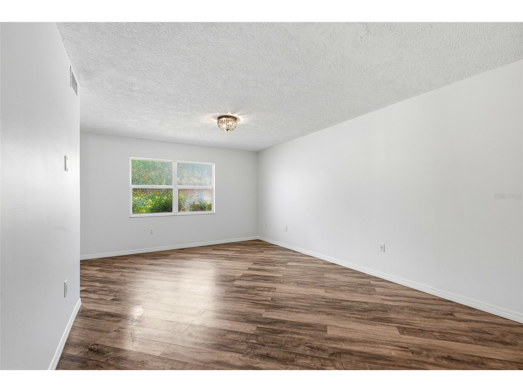 4701 Atlantic Avenue Sarasota FL 34233 A4690001 image29