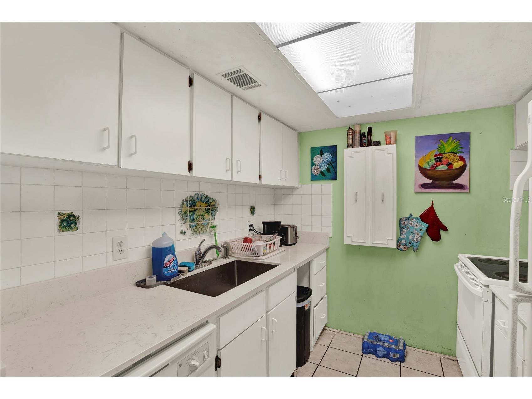 4701 Christa Court #341 Tampa FL 33614 TB8529540 image16