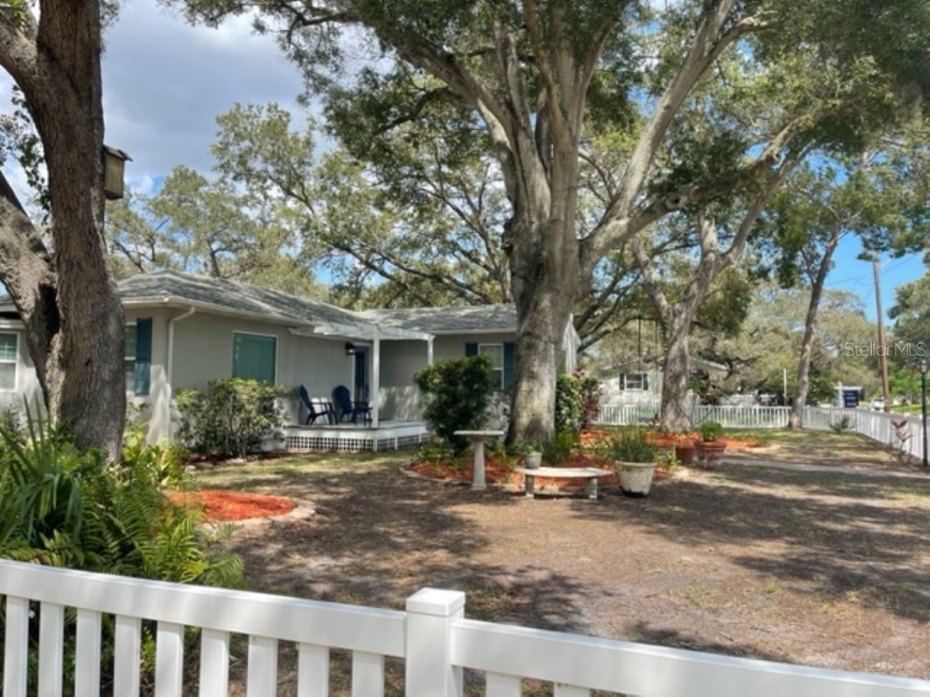 4701 Dartmouth Avenue N Saint Petersburg FL 33713 U8211007 image1