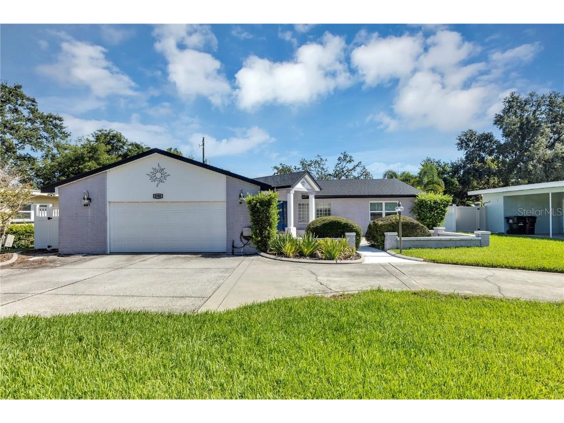 4701 Larado Place Orlando FL 32812 O6215239 image1