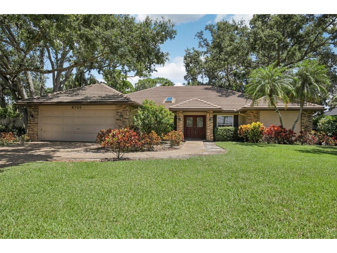 4701 Pine Harrier Drive Sarasota FL 34231 A4644103 image1