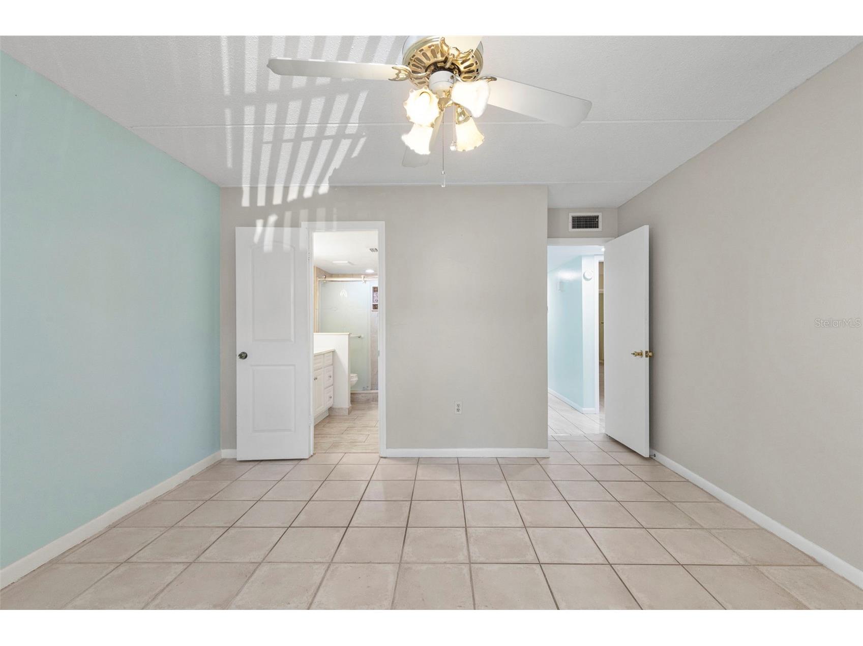 4702 Christa Court #345 Tampa FL 33614 TB8511760 image23