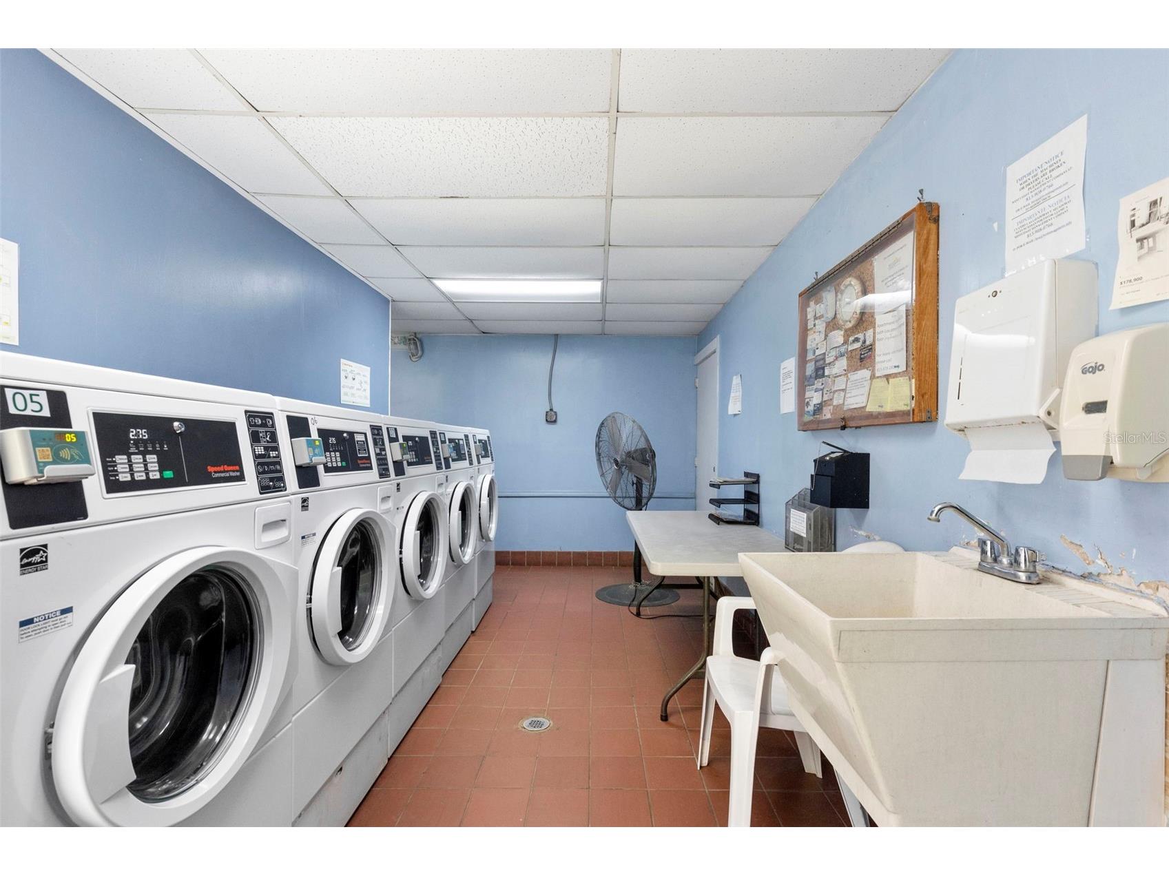 4702 Christa Court #345 Tampa FL 33614 TB8511760 image40