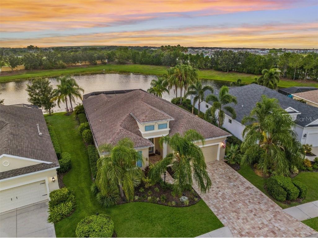 4702 Claremont Park Drive Bradenton FL 34211 - CENTRAL PARK POND A4573023 image1