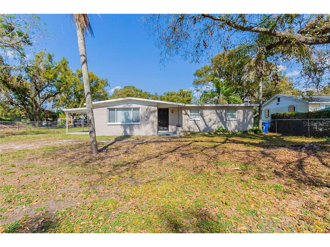 4702 E Idlewild Avenue Tampa FL 33610 O6279963 image1